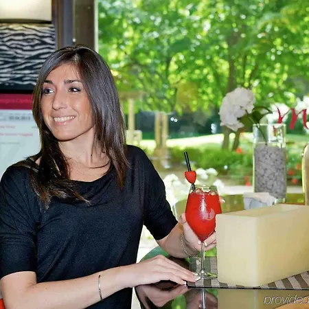 Mercure Centro Szálloda Bologna