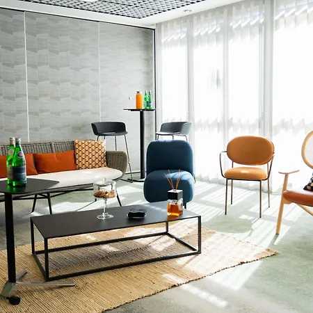 ميركوره شنترو فندق