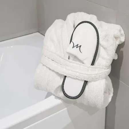 מלון Mercure Centro 4*