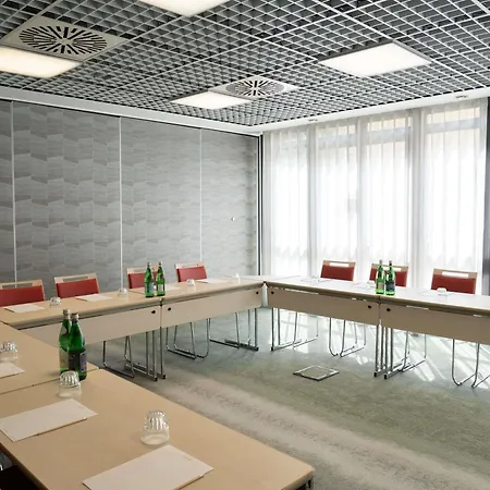 Mercure Centro 4*