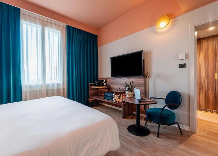 Mercure Centro 4* Bolonia