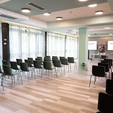 Mercure Centro 4*