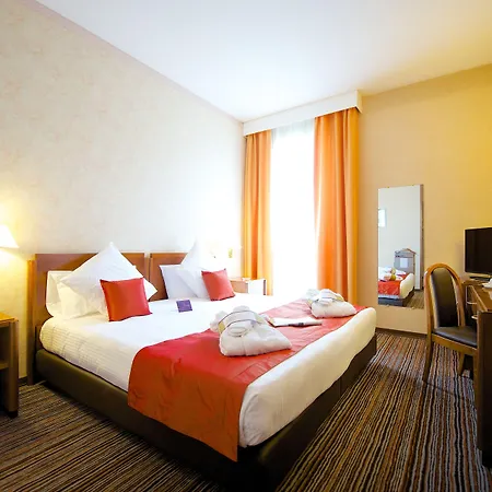 호텔 머큐어 센트로 4*