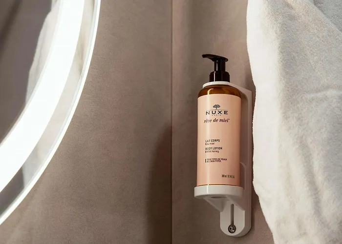 メルキュール チェントロ 4*